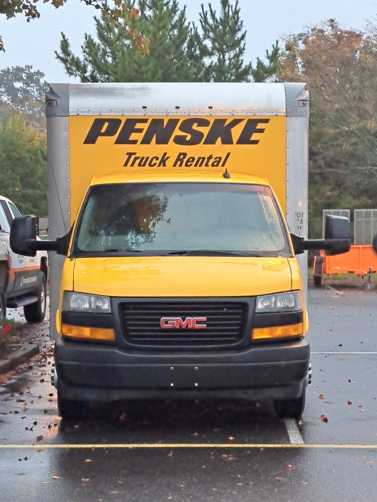 Maximize Moving: Benefits of a Penske 12ft Truck Renta