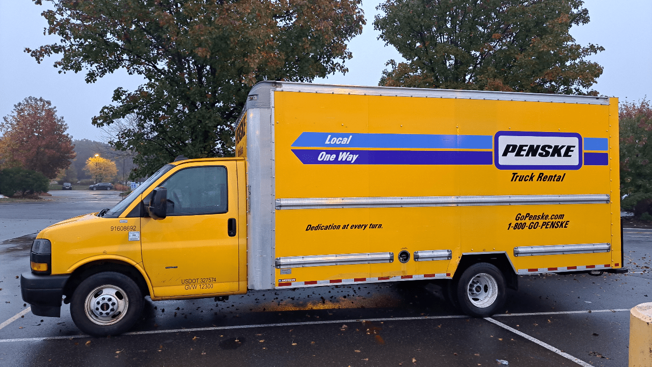 need-a-penske-driver-we-drive-penske-trucks